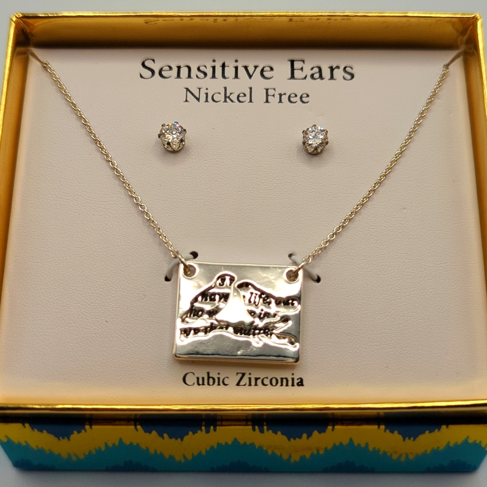 Boxed Set Inspirational Necklace and Earrings